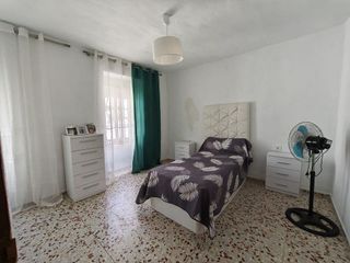 Chalet en venta en Bujalance