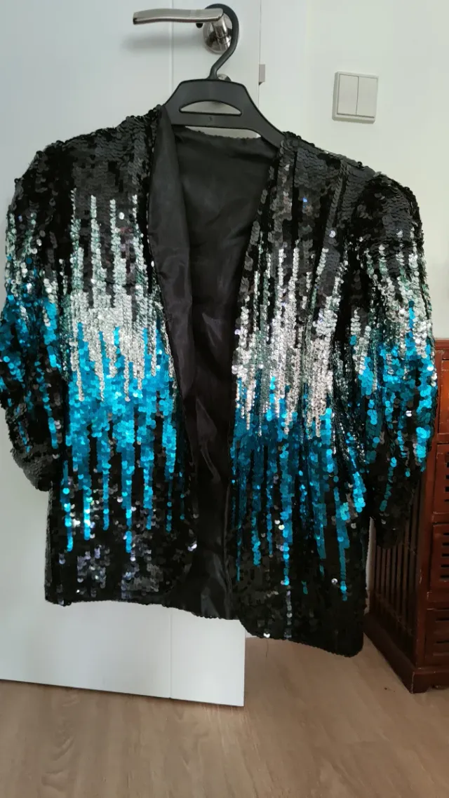 Chaqueta lentejuelas negra y turquesa