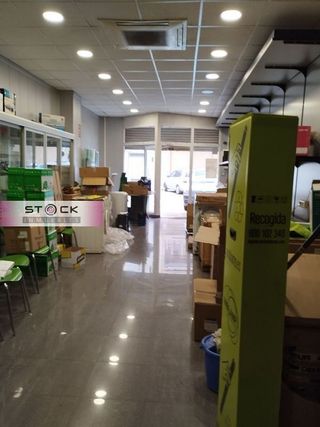 Local comercial en venta en Centro Ciudad en Manises