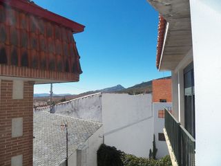 Piso en venta en Miraflores de la Sierra