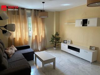 Piso en venta en Santa Rosa - Valdeolleros en Córdoba