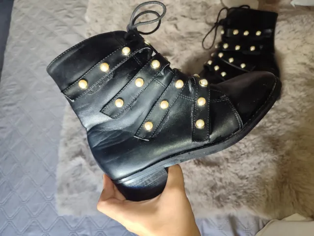 Botas mujer negras con perlas