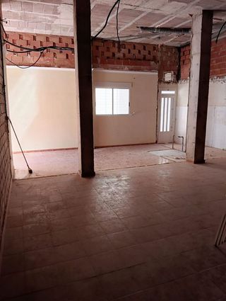 Local comercial en venta en Padre Jaime - Los Cabos en Sagunto