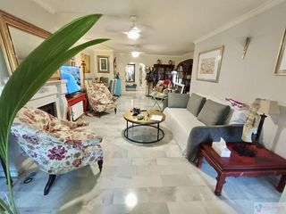 Piso en venta en Nueva Andalucía centro en Marbella