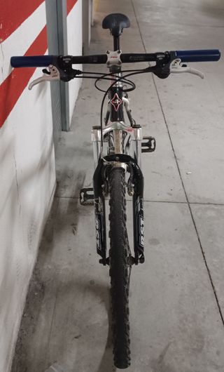 Bicicleta Mendiz 26 Kenium