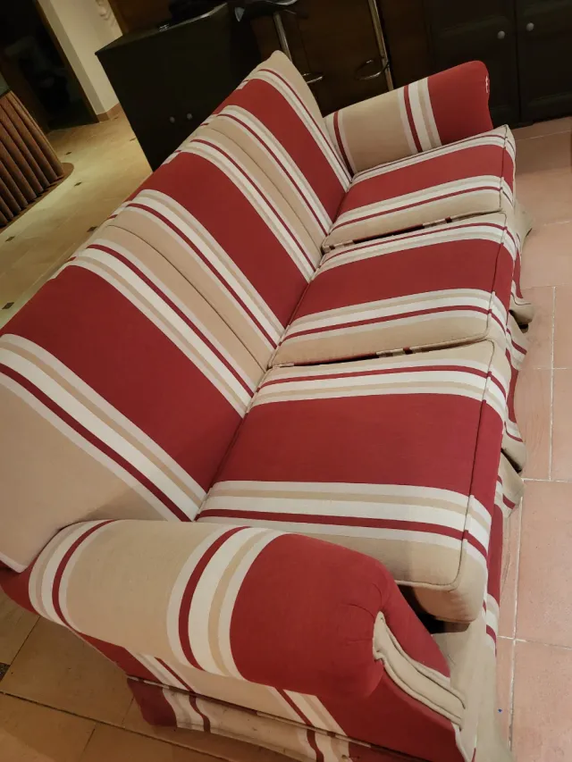 Juego /sofás/ tela a rayas /3 plazas y 2 sillones