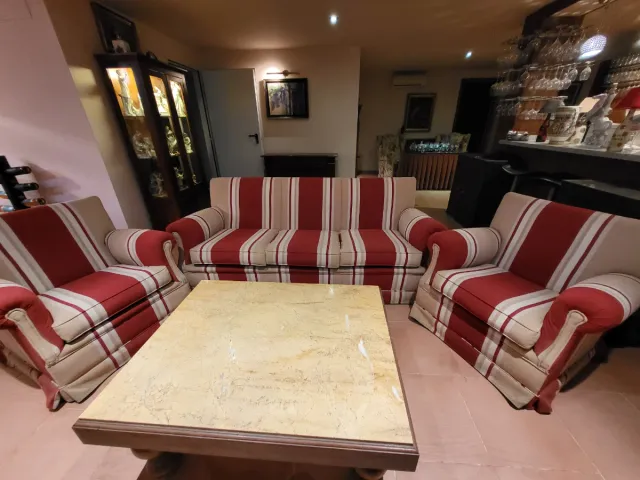 Juego /sofás/ tela a rayas /3 plazas y 2 sillones