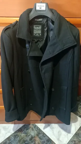 Chaquetón Pull and Bear Negro Talla M