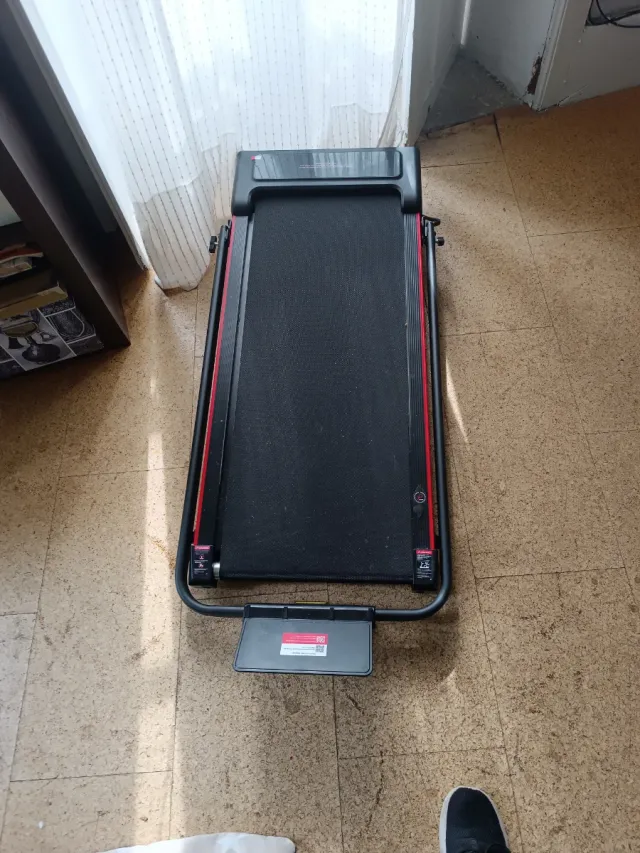 Cinta de correr y andar nueva