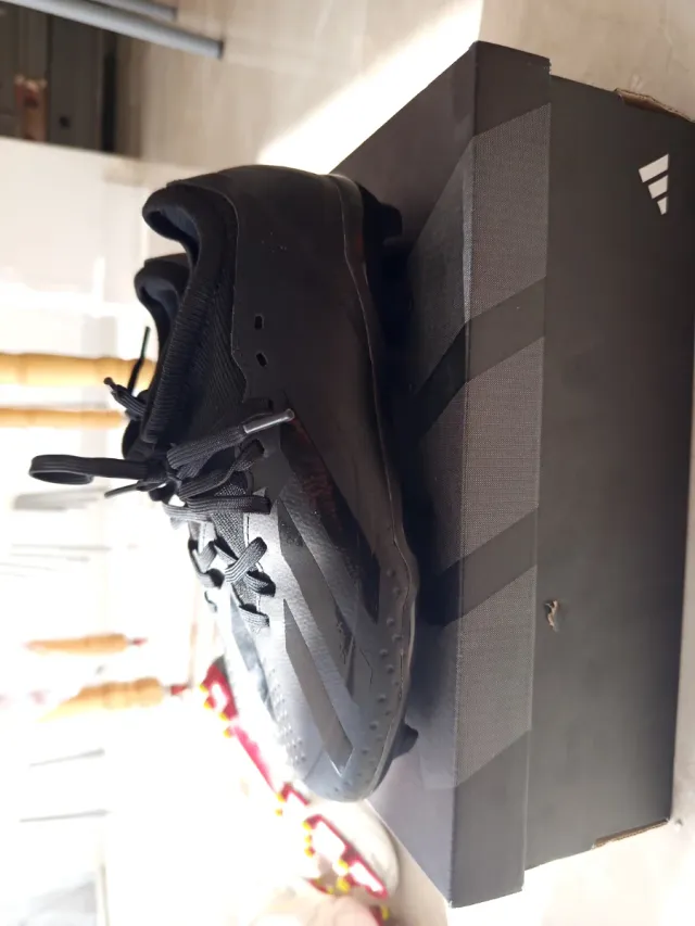 Botas de fútbol niño Adidas T36