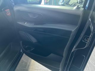 Mercedes-Benz Vito 2021 9 PLAZAS