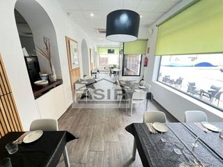 Local comercial en venta en Carcaixent