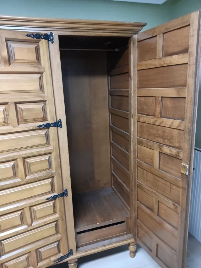 Armario Castellano Madera Maciza