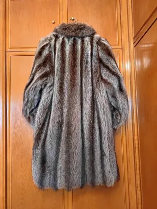 Abrigo de piel sintética edición limitada