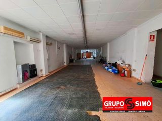 Local comercial en venta en Picassent