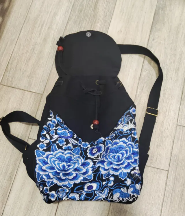 Morral vintage bordado flores