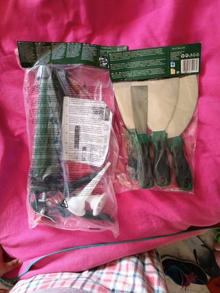 Lote Pistola Silicona y Set Espátulas