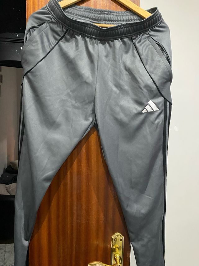 Conjunto Adidas Gris original