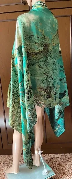 Sciarpa donna verde con uccelli 180x87 cm