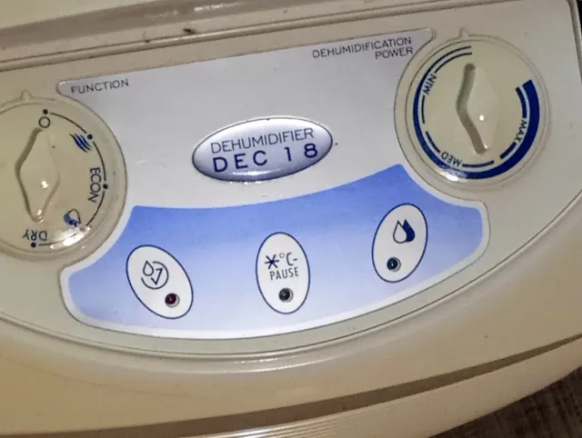 48h
Deshumidificador DeLonghi DES 18