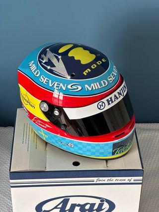 Réplica Casco Arai Fernando Alonso 2005 NUEVO