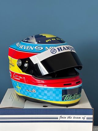 Réplica Casco Arai Fernando Alonso 2005 NUEVO