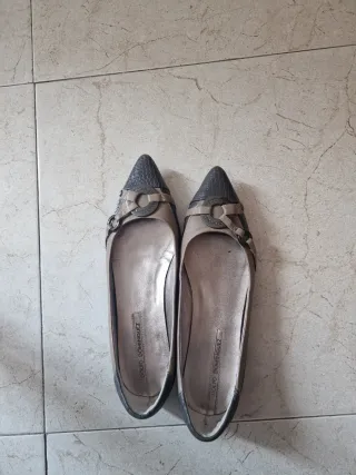 Zapatos Adolfo Dominguez Bailarinas Beige/Gris