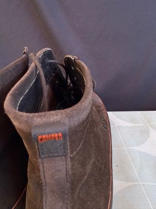 Botines de ante marrones CAMPER número 46