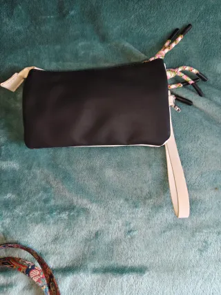 Cartera de mano
