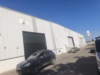 Nave industrial en venta en Valencina de la Concepción
