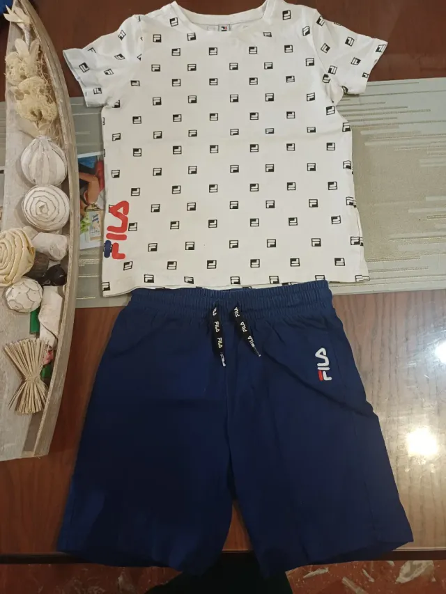 Conjunto Fila niño camiseta y pantalón corto