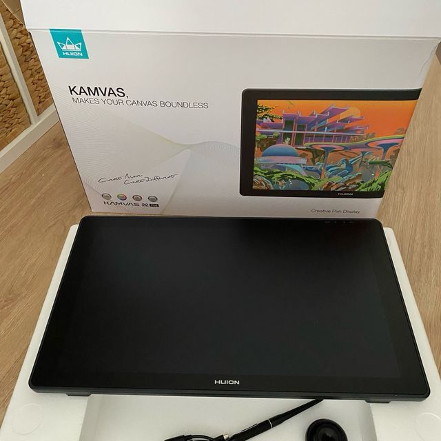 Huion Kamvas 22 Plus - Pantalla Gráfica