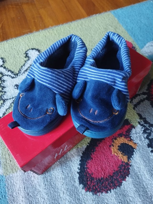 Zapatillas niño azul talla 28