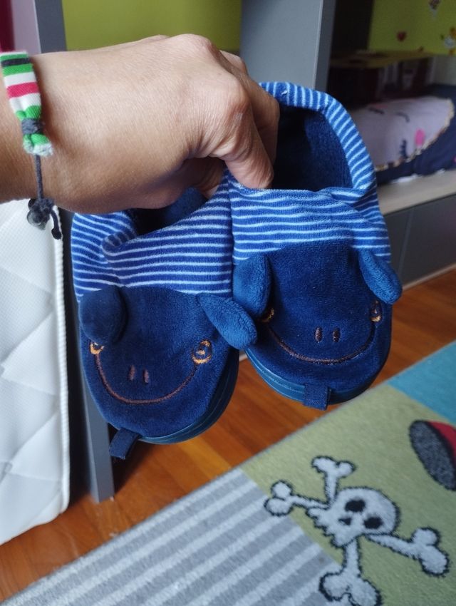 Zapatillas niño azul talla 28