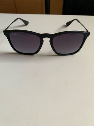 Gafas de Sol Ray Ban modelo RB4387