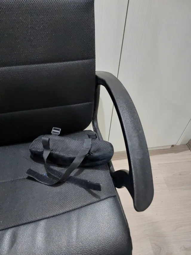 Silla de escritorio negra