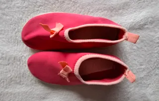 Escarpines niña T.30