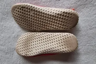 Escarpines niña T.30