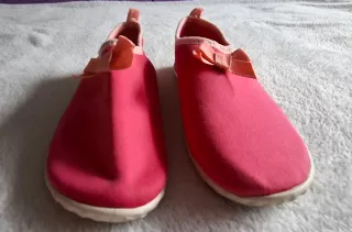 Escarpines niña T.30