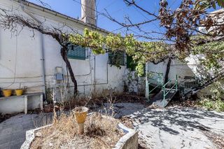 Terreno en venta en Avda. De los Ogíjares en Armilla