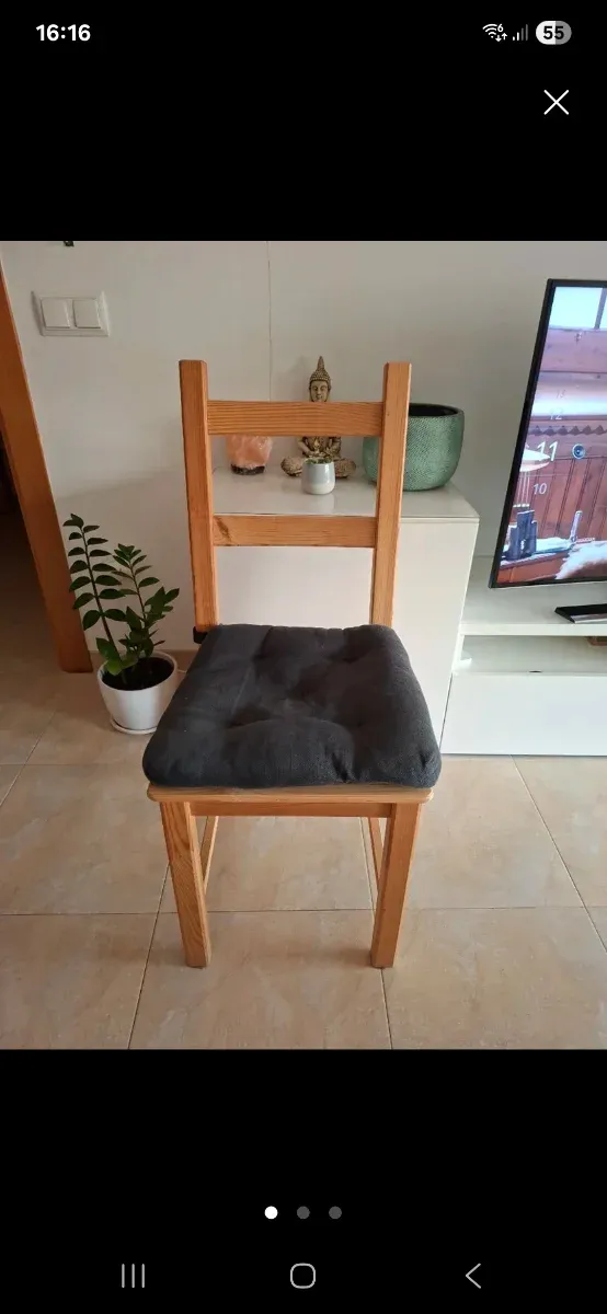 Mesa redonda madera Ikea+ Silla a conjunto+ Cojín