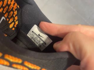 Zapatillas Nike Running Naranja y Negro