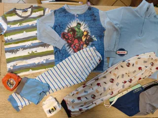 Lotto vestiti 7-8 anni maschio