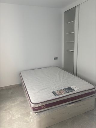 Piso 1 dor con solarium Independiente