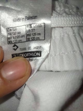 Kimono Karate Decathlon Blanco talla 120cmts (6 a)