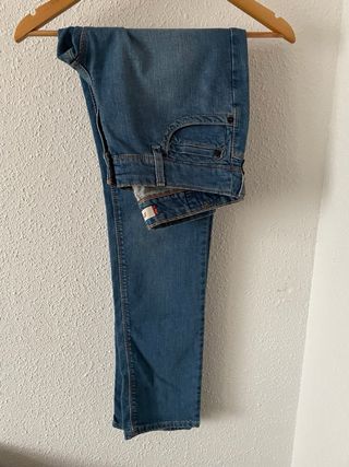 Pantalón vaquero Levi's 571 Slim Fit