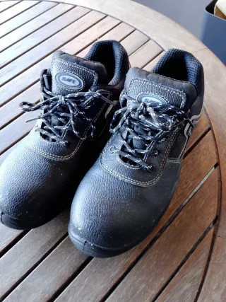 Scarpe antinfortunistiche SAFE nere