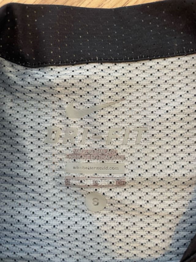 Camiseta Nike Dri-FIT Talla S Deportiva