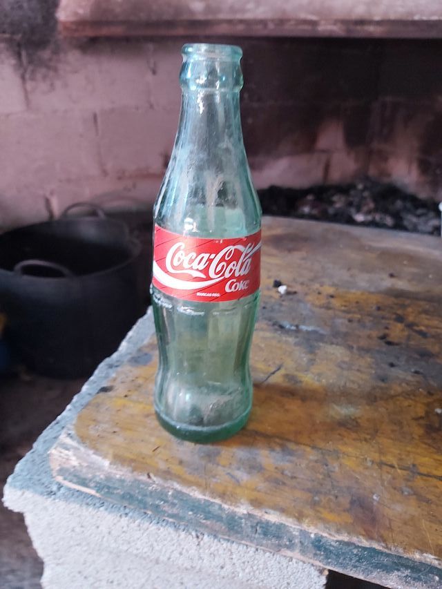 Bottiglia Coca-Cola vintage anni '90