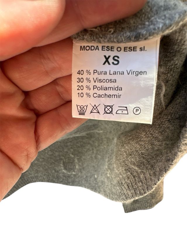 Jersey de lana con lunares